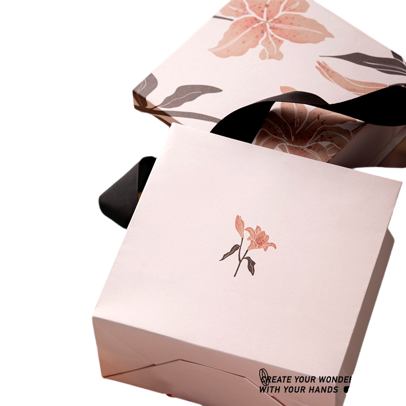 Hand-Drawn Lily Art Gift Box – Elegantly Designed to Brighten Your Gifting Moments and Express Your Heartfelt Intentions